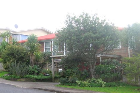 Photo of property in 4 Rehia Road, Massey, Auckland, 0614