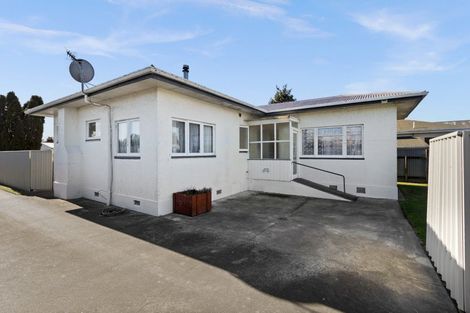 Photo of property in 210 Mcleod Street, Camberley, Hastings, 4120