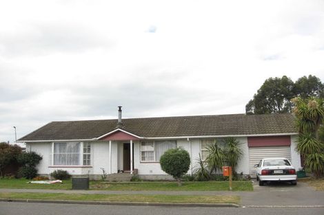 Photo of property in 27 Medina Crescent, Parklands, Christchurch, 8083
