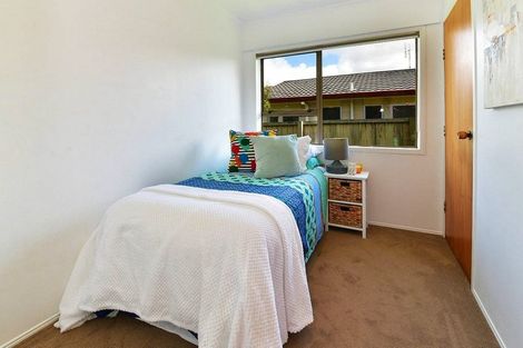 Photo of property in 2/428 Hibiscus Coast Highway, Orewa, 0931