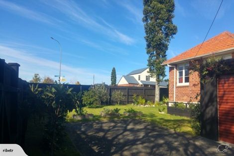 Photo of property in 2 Jutland Road, Pukekohe, 2120