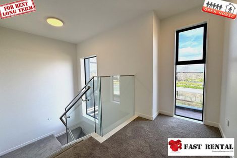 Photo of property in 1 Tawatawa Street, Long Bay, Auckland, 0630