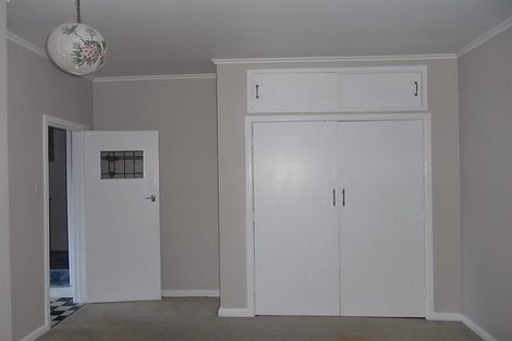 Photo of property in 28 Shakespeare Road, Bluff Hill, Napier, 4110