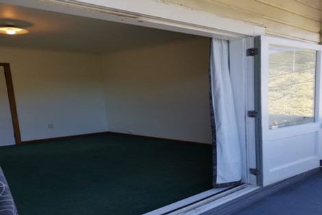 Photo of property in 10-12 Lavaud Street, Berhampore, Wellington, 6023