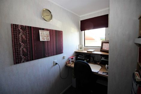 Photo of property in 123 Guy Street, Dannevirke, 4930