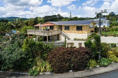 Photo of property in 5 Clotworthy Crescent, Onerahi, Whangarei, 0110