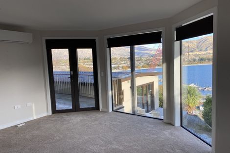 Photo of property in 92 Lismore Street, Wanaka, 9305