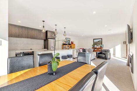 Photo of property in 12 Rehua Place, Waiwhakaiho, New Plymouth, 4312