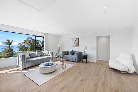 Photo of property in 2/14 Clifton Road, Waiake, Auckland, 0630