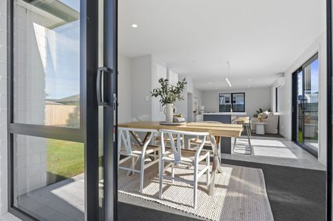 Photo of property in 8 Rockefeller Street, Papamoa, 3118