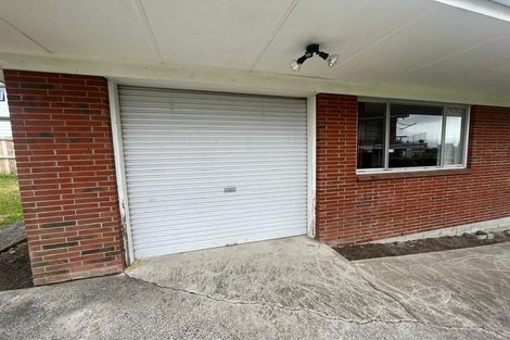 Photo of property in 64 Royal Road, Massey, Auckland, 0614