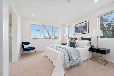 Photo of property in 80e Matipo Road, Te Atatu Peninsula, Auckland, 0610