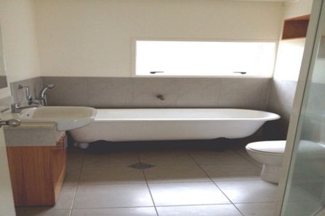 Photo of property in 2/58 Dominion Street, Takapuna, Auckland, 0622
