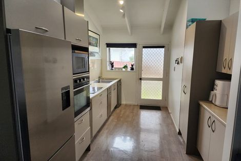 Photo of property in 3/42 James Laurie Street, Henderson, Auckland, 0612