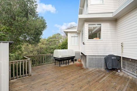 Photo of property in 20 Longmont Terrace, Churton Park, Wellington, 6037