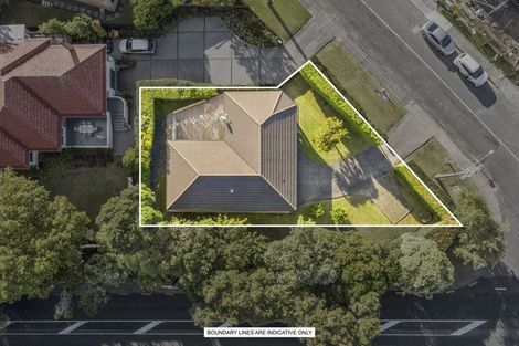 Photo of property in 2a Highland Avenue, Titirangi, Auckland, 0604