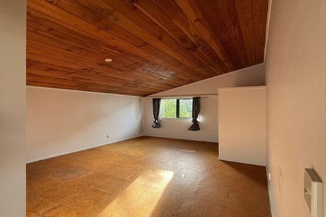 Photo of property in 231 Glengarry Road, Glen Eden, Auckland, 0602