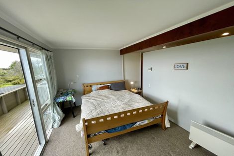 Photo of property in 13 Carlisle Road, Torbay, Auckland, 0630