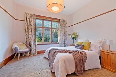 Photo of property in 216 Geraldine Street, Edgeware, Christchurch, 8013