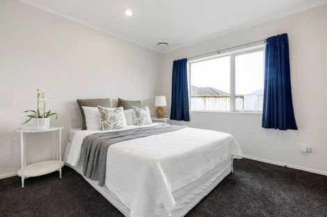 Photo of property in 5 Allgood Place, Rototuna North, Hamilton, 3210