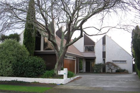 Photo of property in 8 Wallace Place, Hokowhitu, Palmerston North, 4410