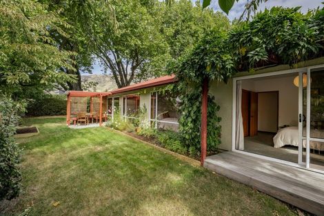 Photo of property in 15b Heuchan Lane, Wanaka, 9305