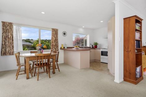 Photo of property in 18 Mamaku Rise, Welcome Bay, Tauranga, 3112