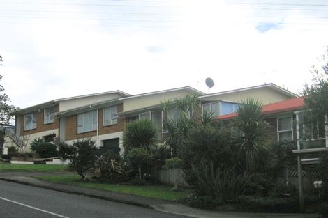 Photo of property in 2 Rehia Road, Massey, Auckland, 0614