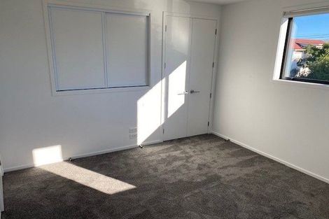 Photo of property in 2/64 Longfellow Street, Sydenham, Christchurch, 8023