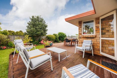 Photo of property in 57 Parnell Heights Drive, Kelvin Grove, Palmerston North, 4414