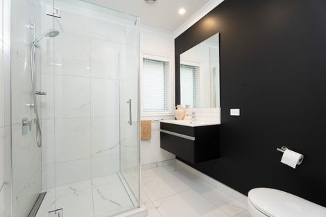 Photo of property in 100 Melksham Drive, Churton Park, Wellington, 6037