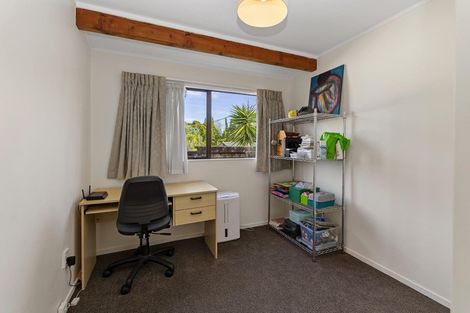 Photo of property in 29 Tirimoana Road, Te Atatu South, Auckland, 0602