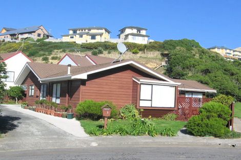 Photo of property in 3 Flinders Place, Johnsonville, Wellington, 6037