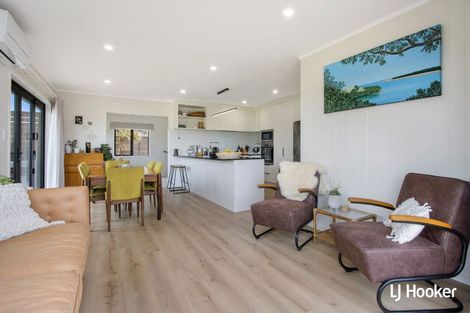 Photo of property in 68 The Crescent, Waihi Beach, 3611
