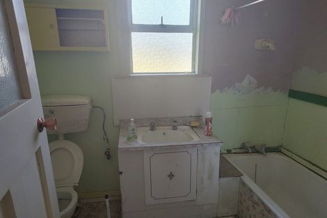 Photo of property in 19 Toi Street, Tawhero, Whanganui, 4501