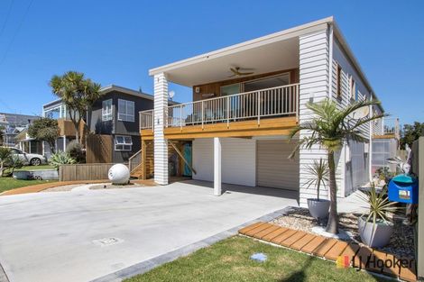 Photo of property in 21 Brighton Road, Waihi Beach, 3611