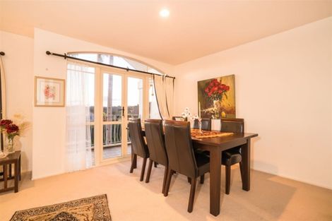 Photo of property in 10 Stephanie Close, Glenfield, Auckland, 0629