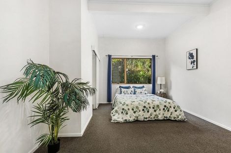 Photo of property in 11 The Anchorage, Whitby, Porirua, 5024