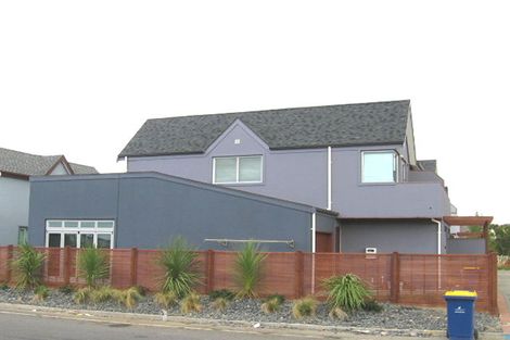 Photo of property in 14/15 Clearwater Cove, West Harbour, Auckland, 0618