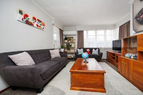 Photo of property in 16 Tyne Street, Roslyn, Palmerston North, 4414