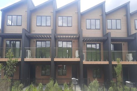Photo of property in 12d Tikati Rise, Long Bay, Auckland, 0630