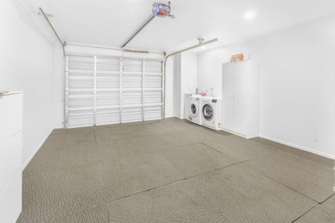 Photo of property in 12u1 Scotland Place, Hillcrest, Hamilton, 3216
