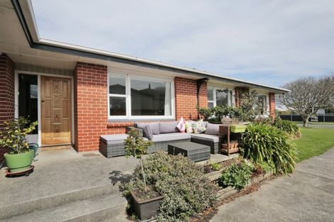 Photo of property in 27 Salford Street, Windsor, Invercargill, 9810