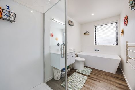 Photo of property in 29 Cessna Crescent, Mangere, Auckland, 2022