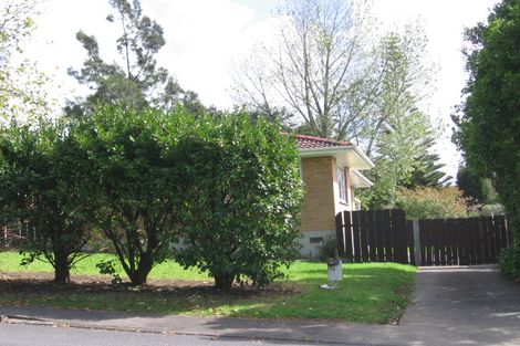 Photo of property in 13 Solar Road, Glen Eden, Auckland, 0602