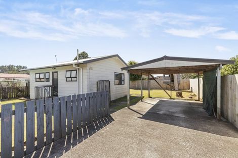 Photo of property in 1/16 Rosier Road, Glen Eden, Auckland, 0602