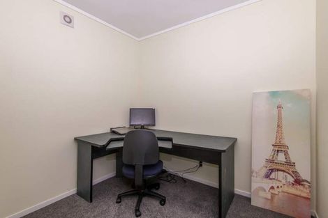 Photo of property in 20 Mason Street, New Lynn, Auckland, 0600