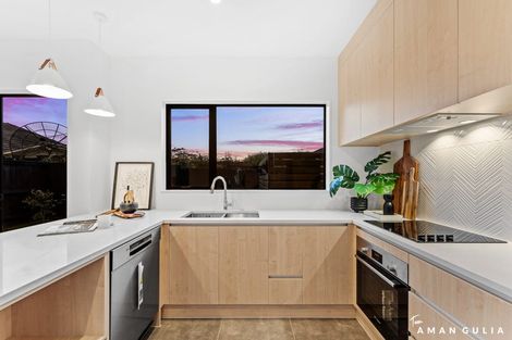 Photo of property in 5e Poto Street, Te Atatu South, Auckland, 0610