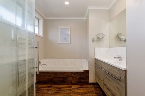 Photo of property in 1 Carlyle Crescent, Witherlea, Blenheim, 7201
