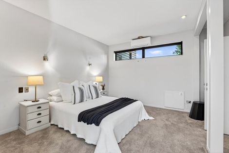 Photo of property in 27 Jervois Road, Jervoistown, Napier, 4112